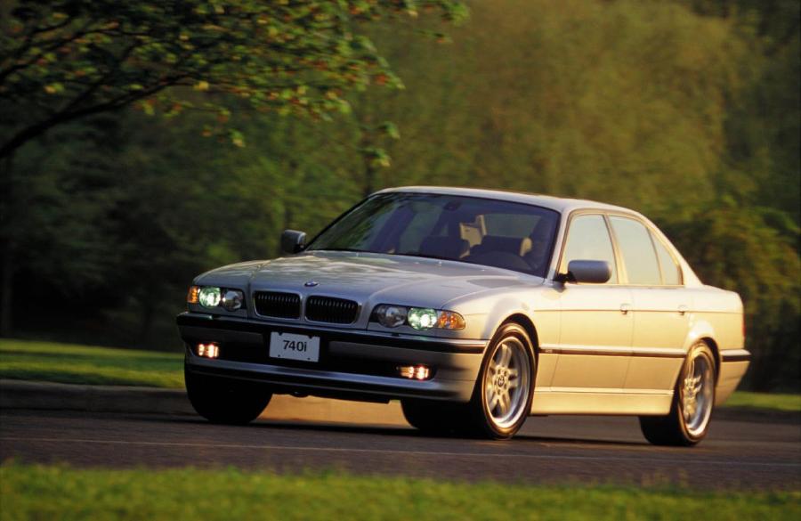  BMW 7-Series 1999 года  (фото 8 из 29)